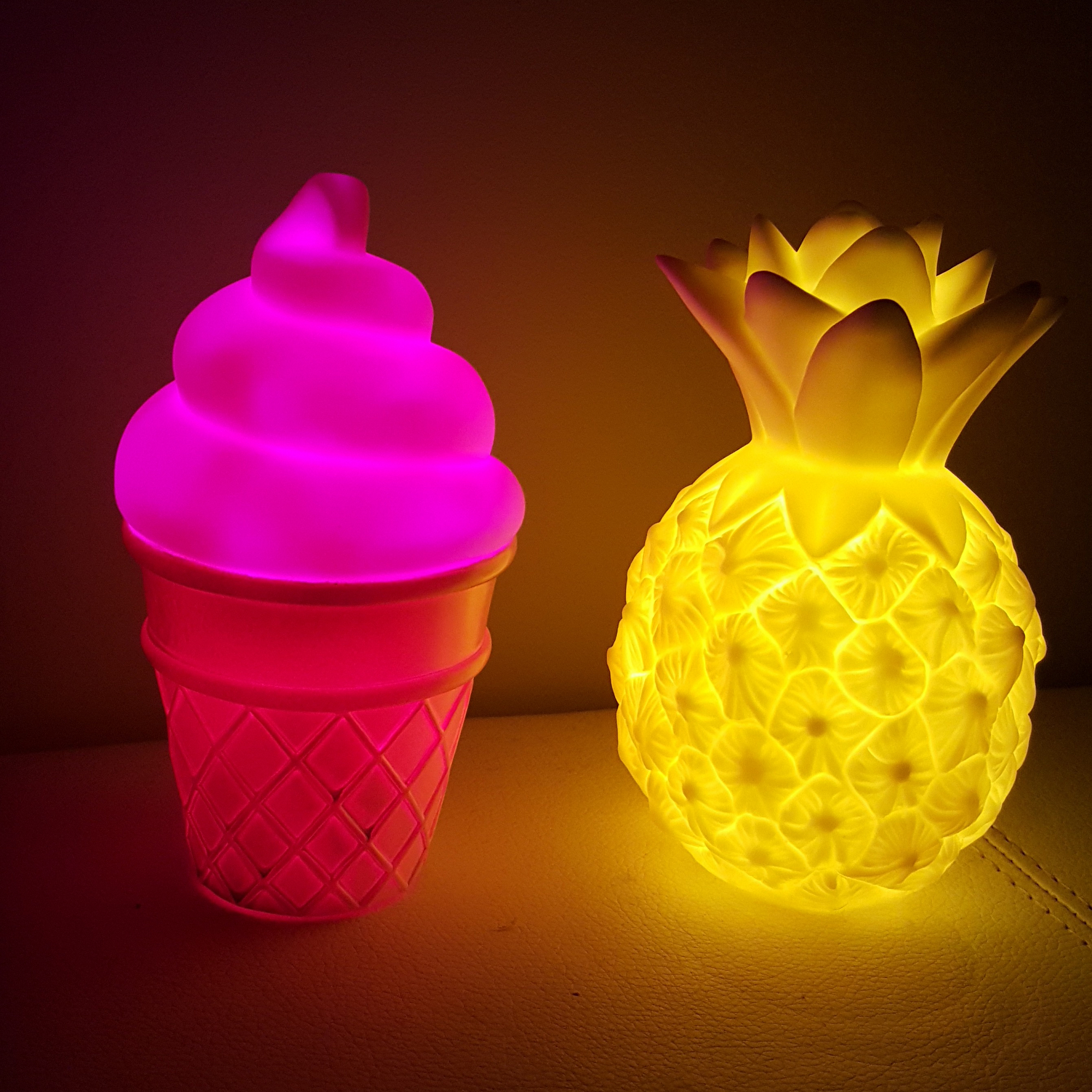 Ночник детский Pink Pineapple LITTLE LOVELY COMPANY  281741 Розовый Santreyd  - Вид №4