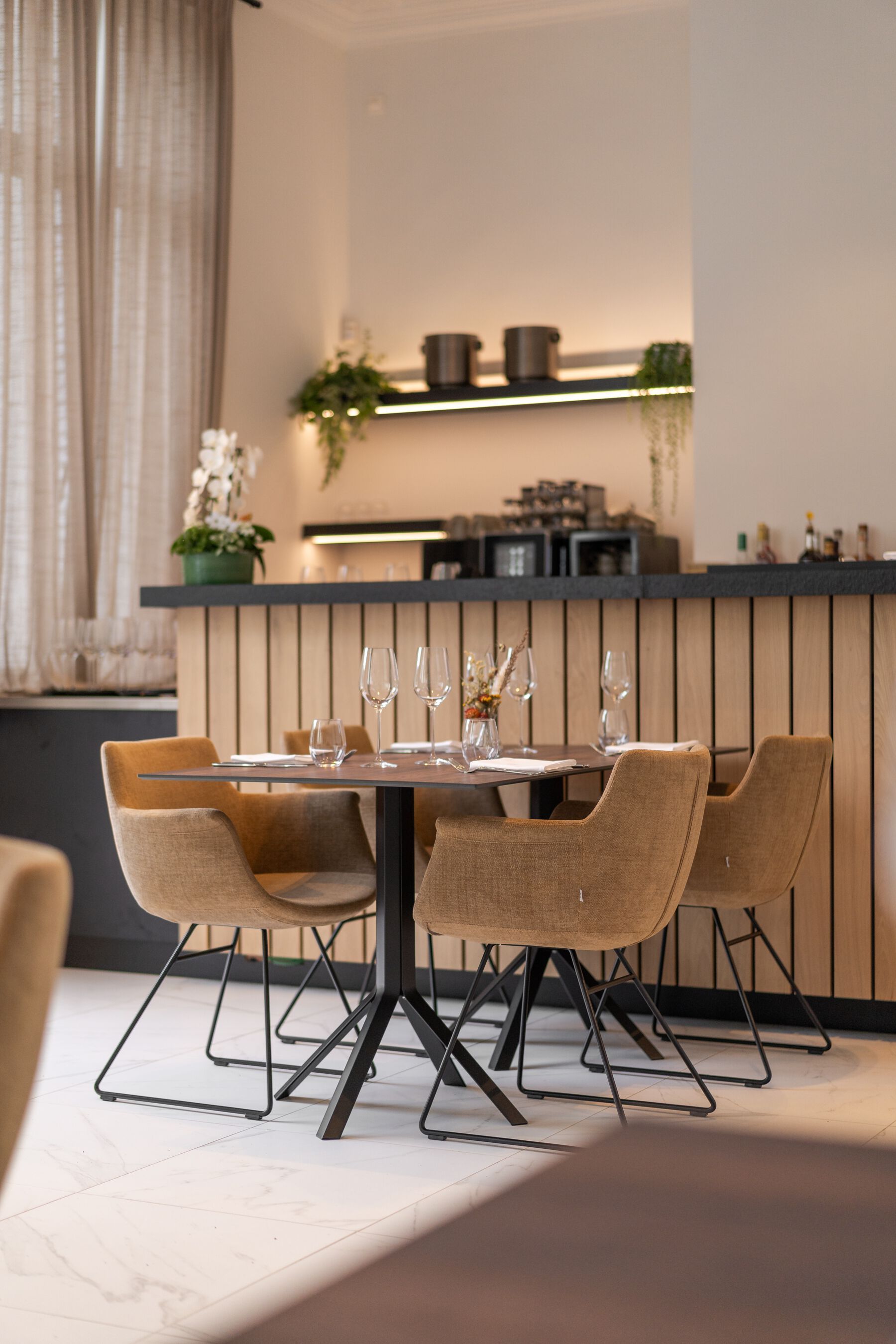 Квадратный стол в Ксерамике Joli ARCH-00058263 - Вид №2