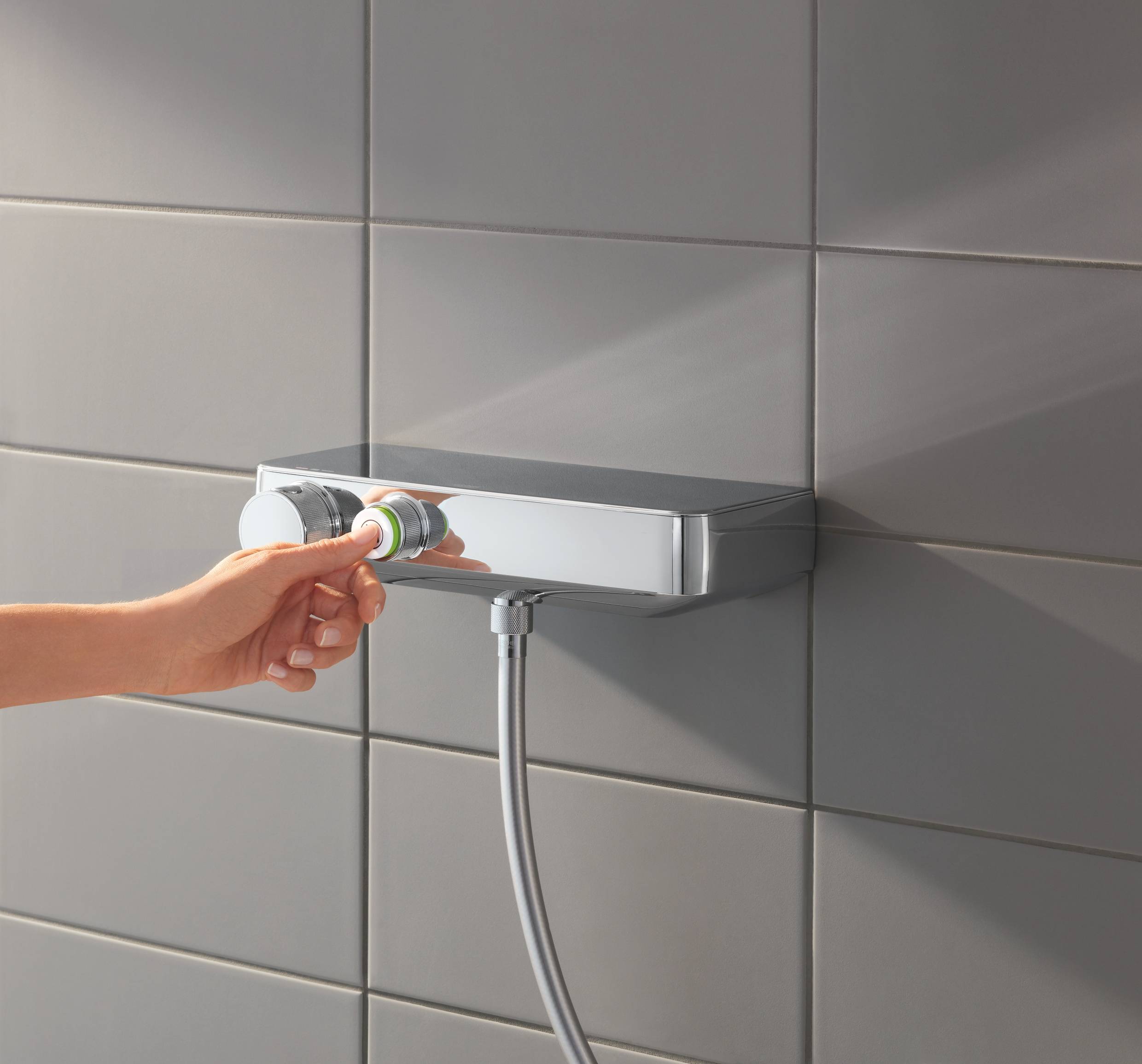 Термостатический смеситель для душа GROHE GRT SmartControl и душевой гарнитур Euphoria 110 Massage с душевой штангой 600 мм (34720000) - Вид №3