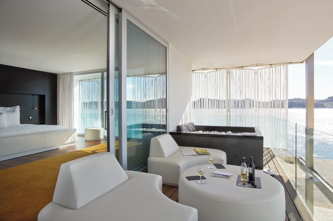 Стол для отдыха / подставка для ног 104 nautic leather white Manutti Moon Island MNST425 - Вид №10