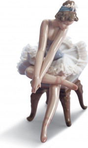 10668972 LLADRO Фигурка Lladro "Открытие сезона" 11x14см Фарфор