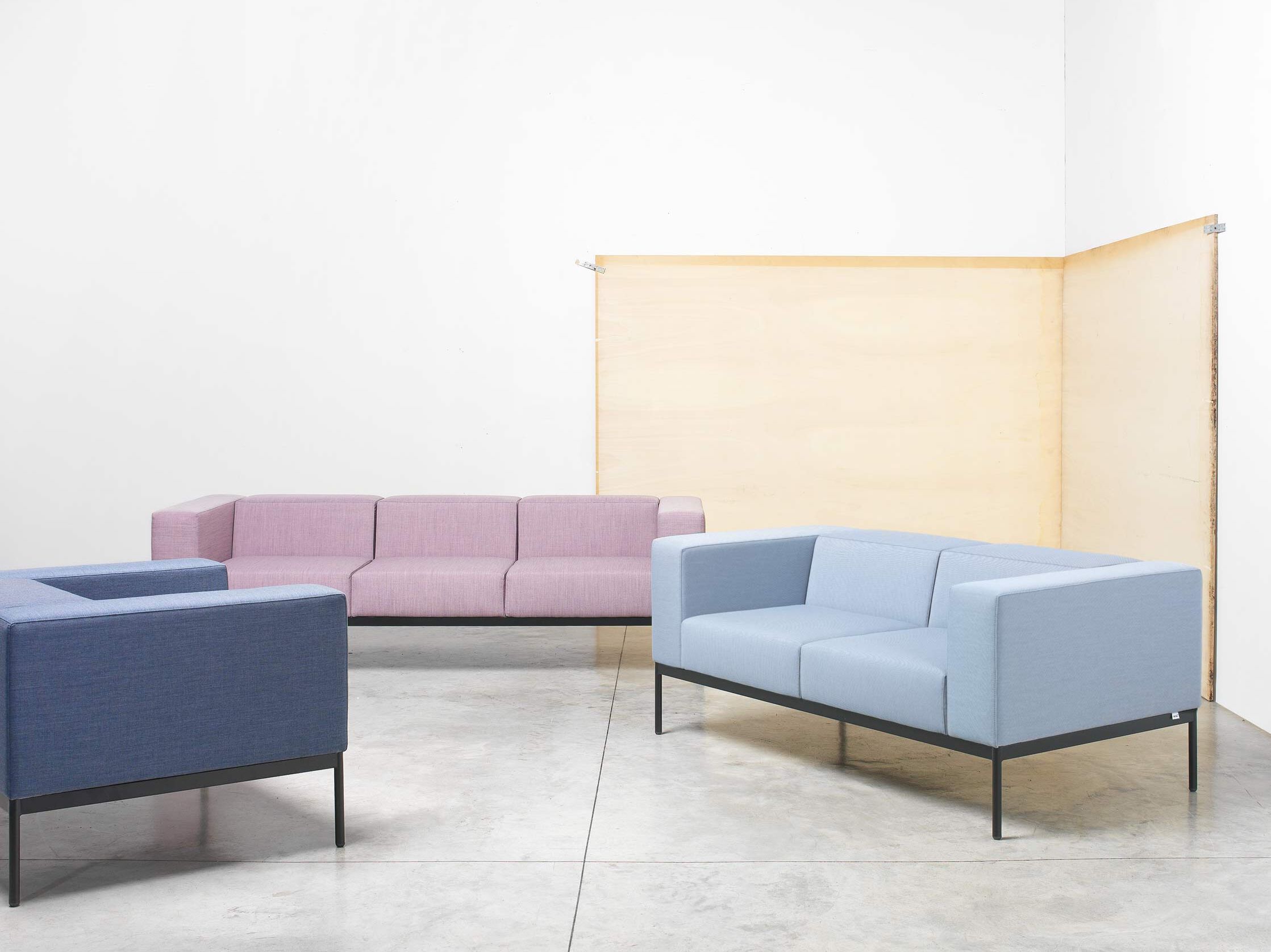 Тканевое кресло с подлокотниками SITIA BB3 ARCH-00007346 - Вид №1