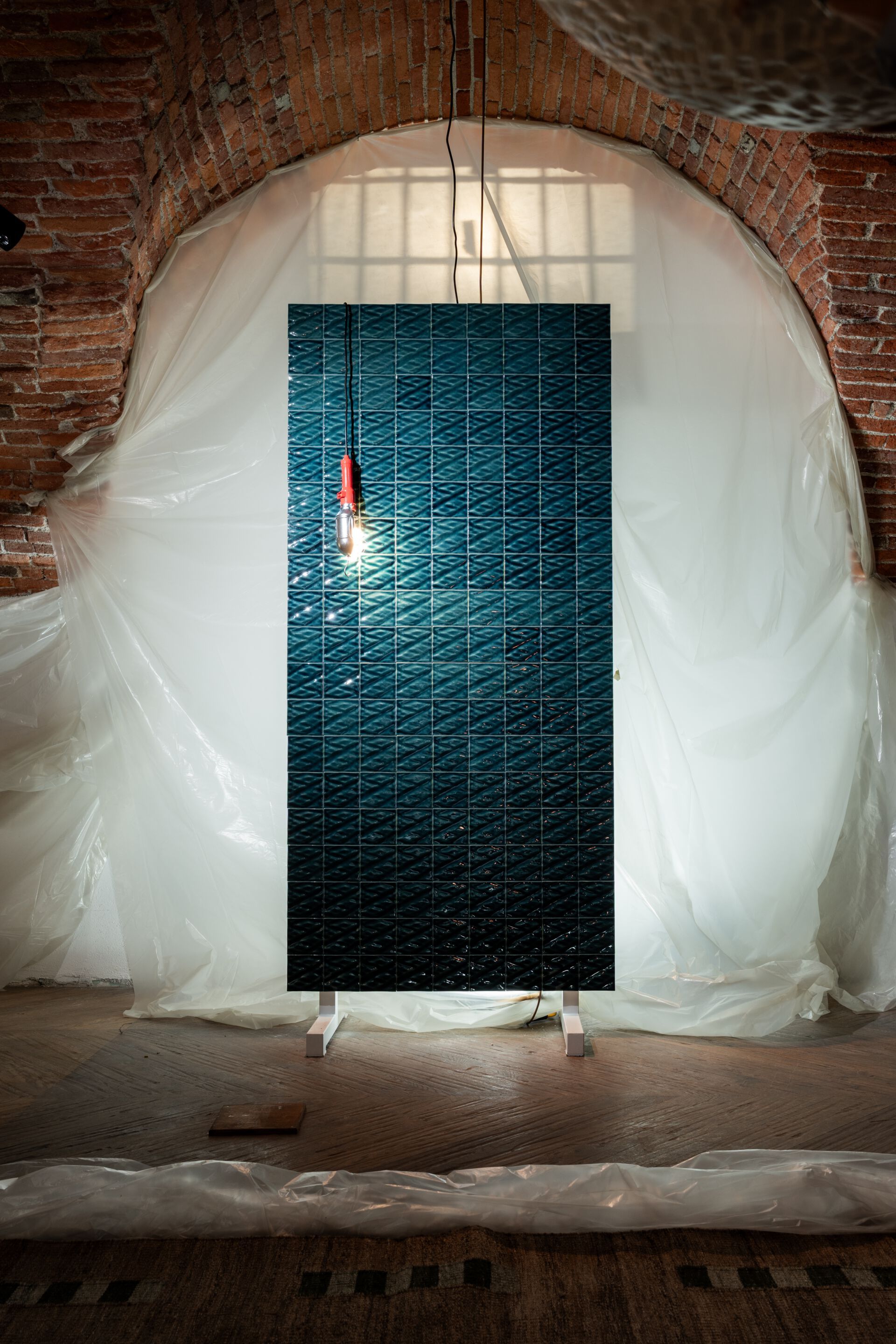 Керамическая трехмерная поверхность плитки Bosa Motus / Mythos ARCH-00149673 - Вид №4