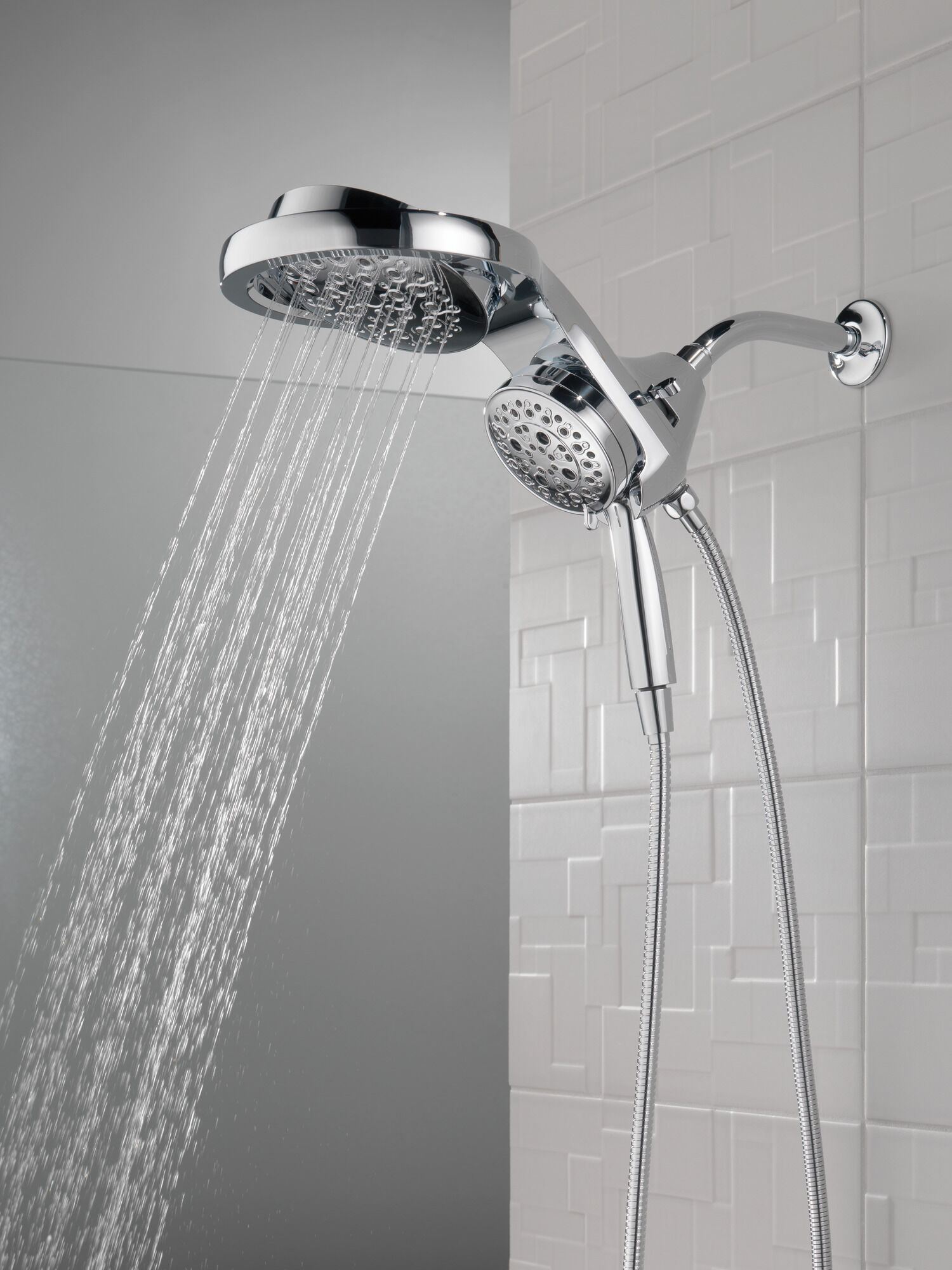 58680-25 HydroRain® H2Okinetic® 5-регулировочная душевая лейка два в одном Delta Faucet Universal Showering Хром  - Вид №11