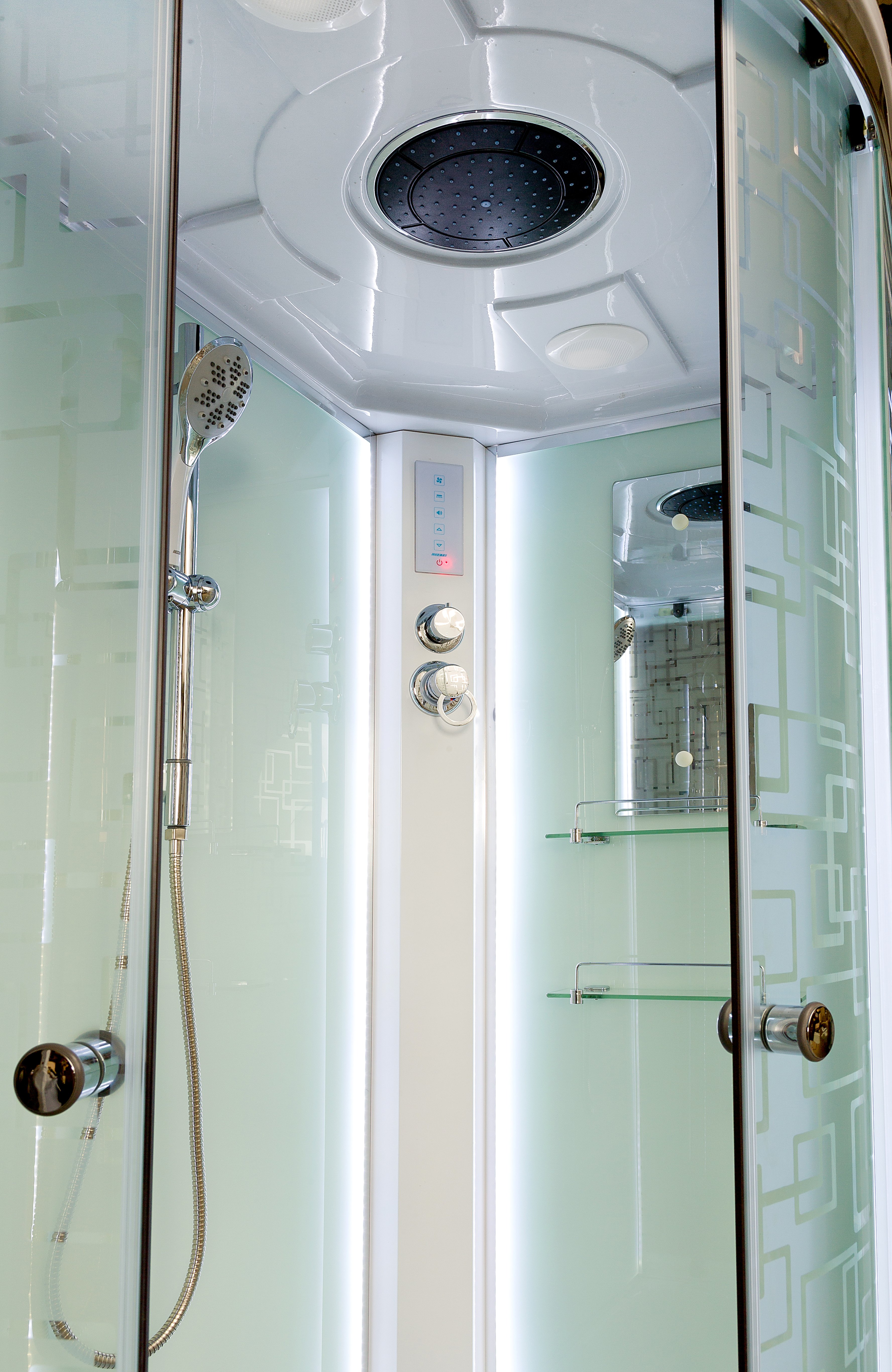 ЕМ4512 R N (без крыши) Душевая кабина DETO Серия EM ЕМ1511 R LED - Вид №4