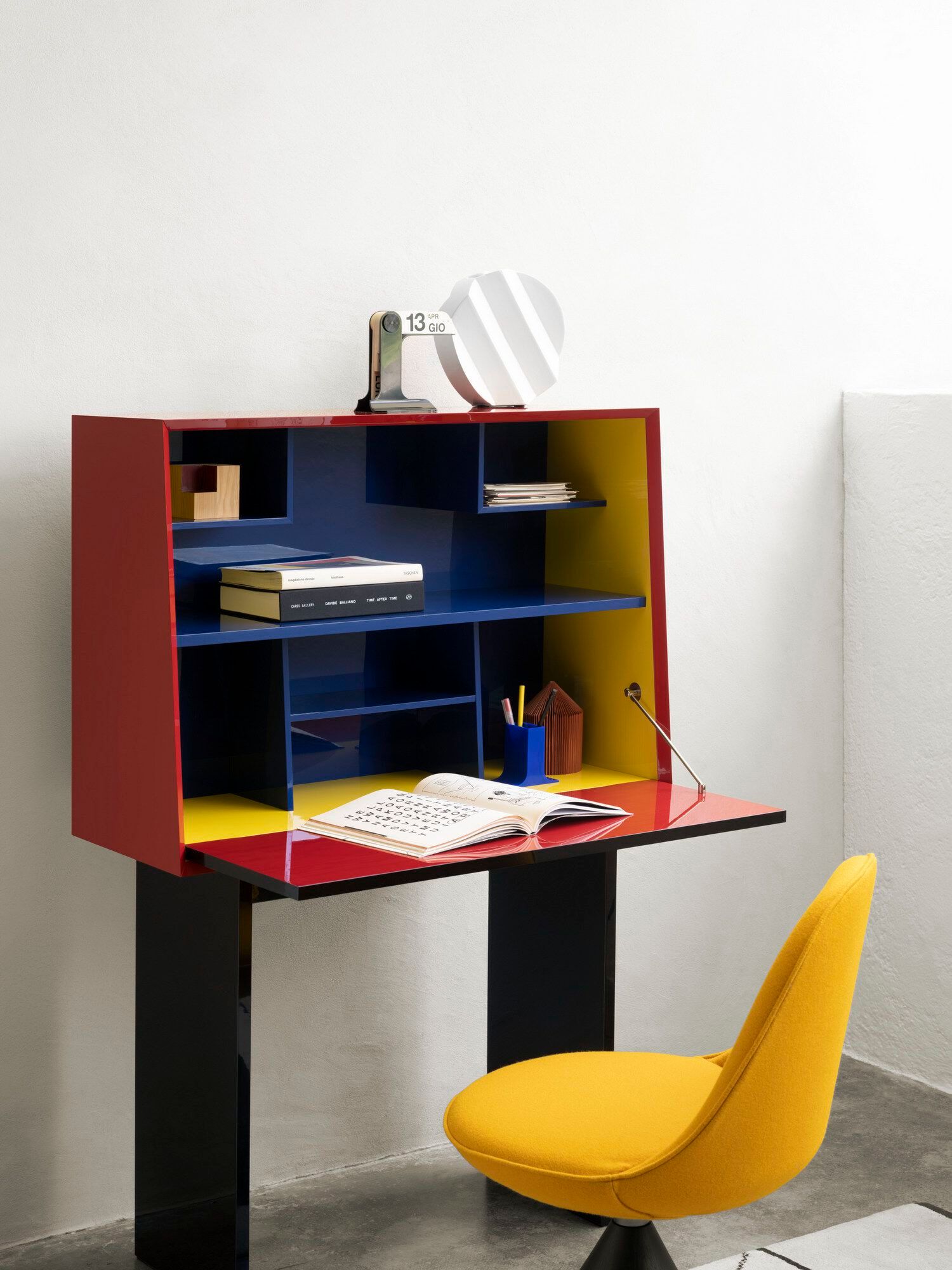 Буфет из ацетата целлюлозы с откидными дверцами Porro линия ARCH-00070852 - Вид №3