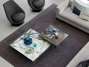 Прямоугольный журнальный столик из металла и кожи для гостиной