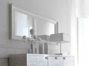 CorteZari Настенное зеркало в раме Zoe silver 340