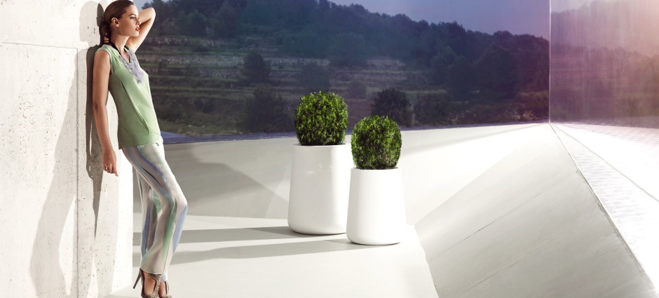 004003 Круглое кашпо s Vondom Vasija 