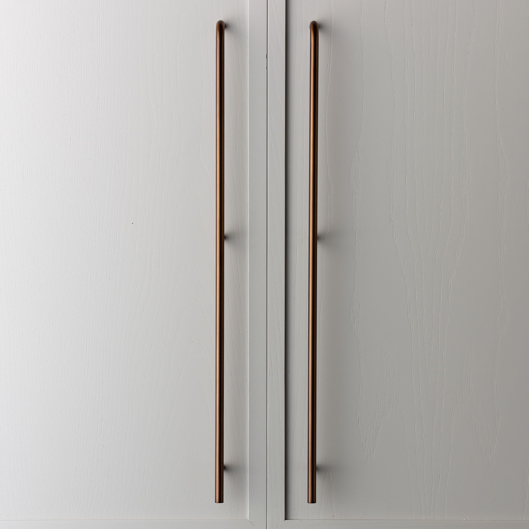 Латунная мебельная ручка Lo & Co Interiors Brera ARCH-00081556 - Вид №7