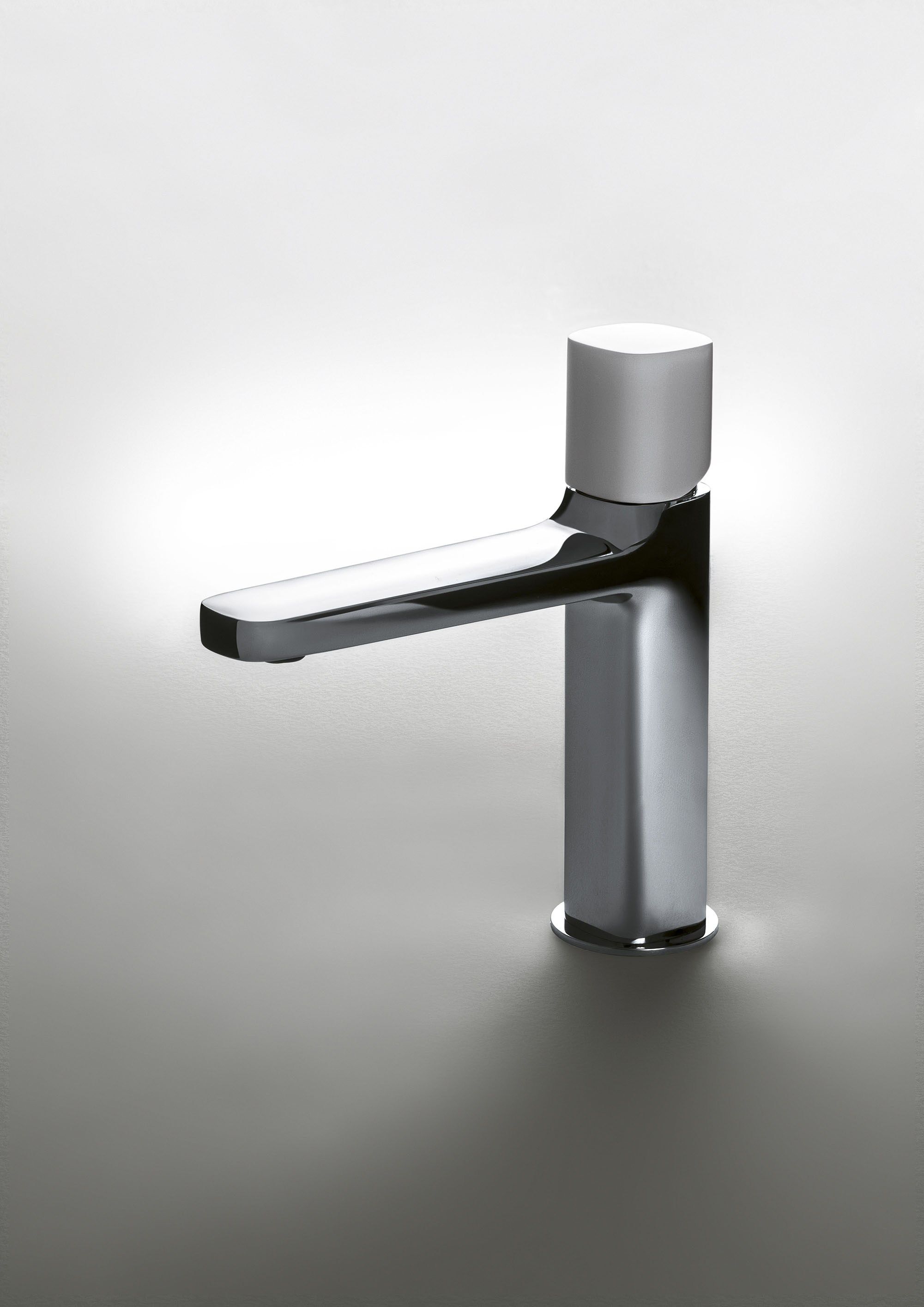 Смеситель для раковины с одним отверстием Fantini Rubinetti Lamè ARCH-00031073 - Вид №2