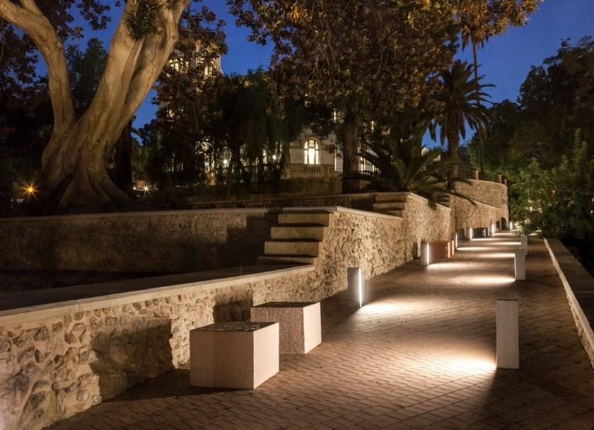 iGuzzini Светодиодный столбик из экструдированного алюминия Pencil sun-id-1428999 - Вид №2