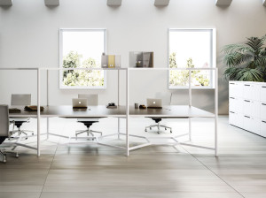 Квадратный многосторонний стол для открытого пространства