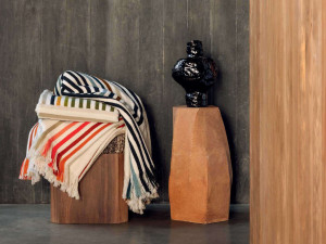 Шерстяной полосатый плед