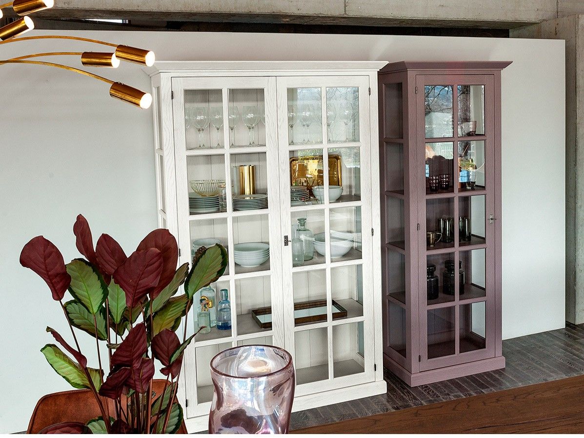 Витрина из массива дерева Devina Nais English ARCH-00083392 - Вид №1