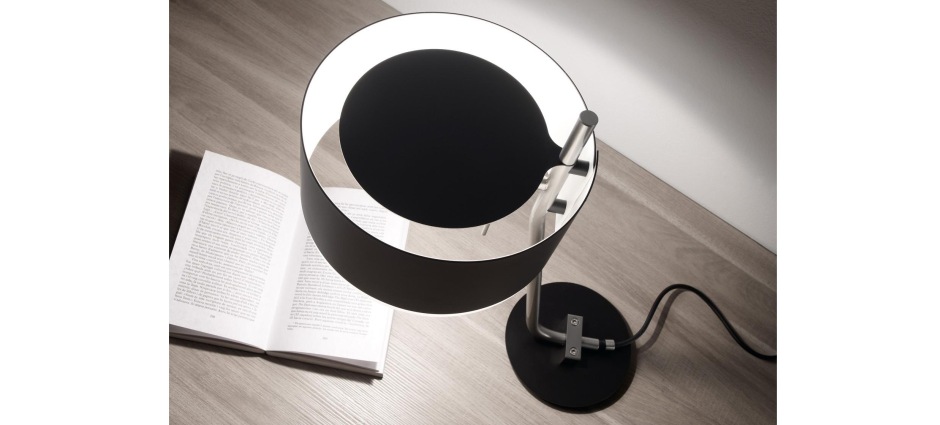 005036 Настольная лампа Bover Club