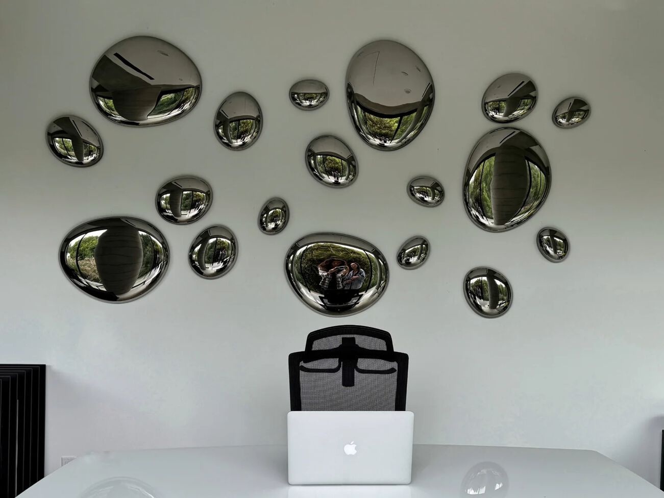 Декоративный предмет из зеркального стекла PlusObject Drops ARCH-00103427