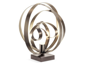 Железная настольная лампа