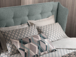 Мягкая кровать из ткани