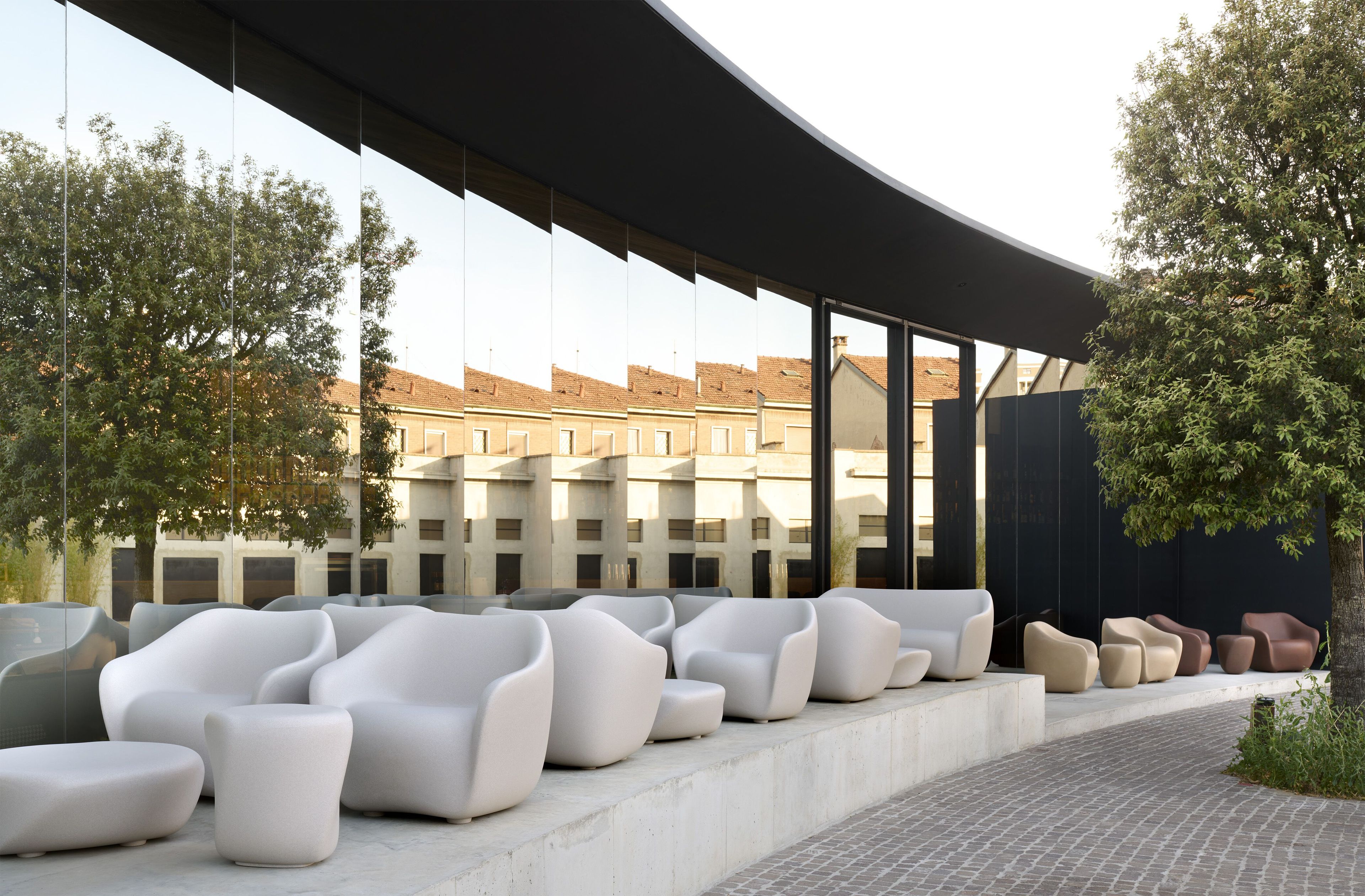 Полиэтиленовое садовое кресло с подлокотниками SLIDE Reborn ARCH-00072588 - Вид №9