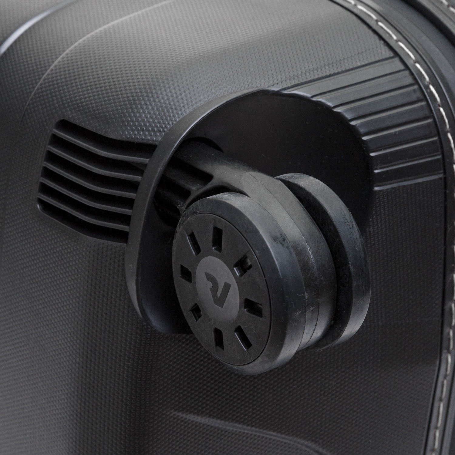 5512-1001 Чемодан 5512 Medium Spinner Roncato Box - Вид №4