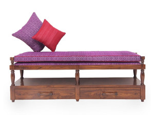 Скамейка для хранения тика