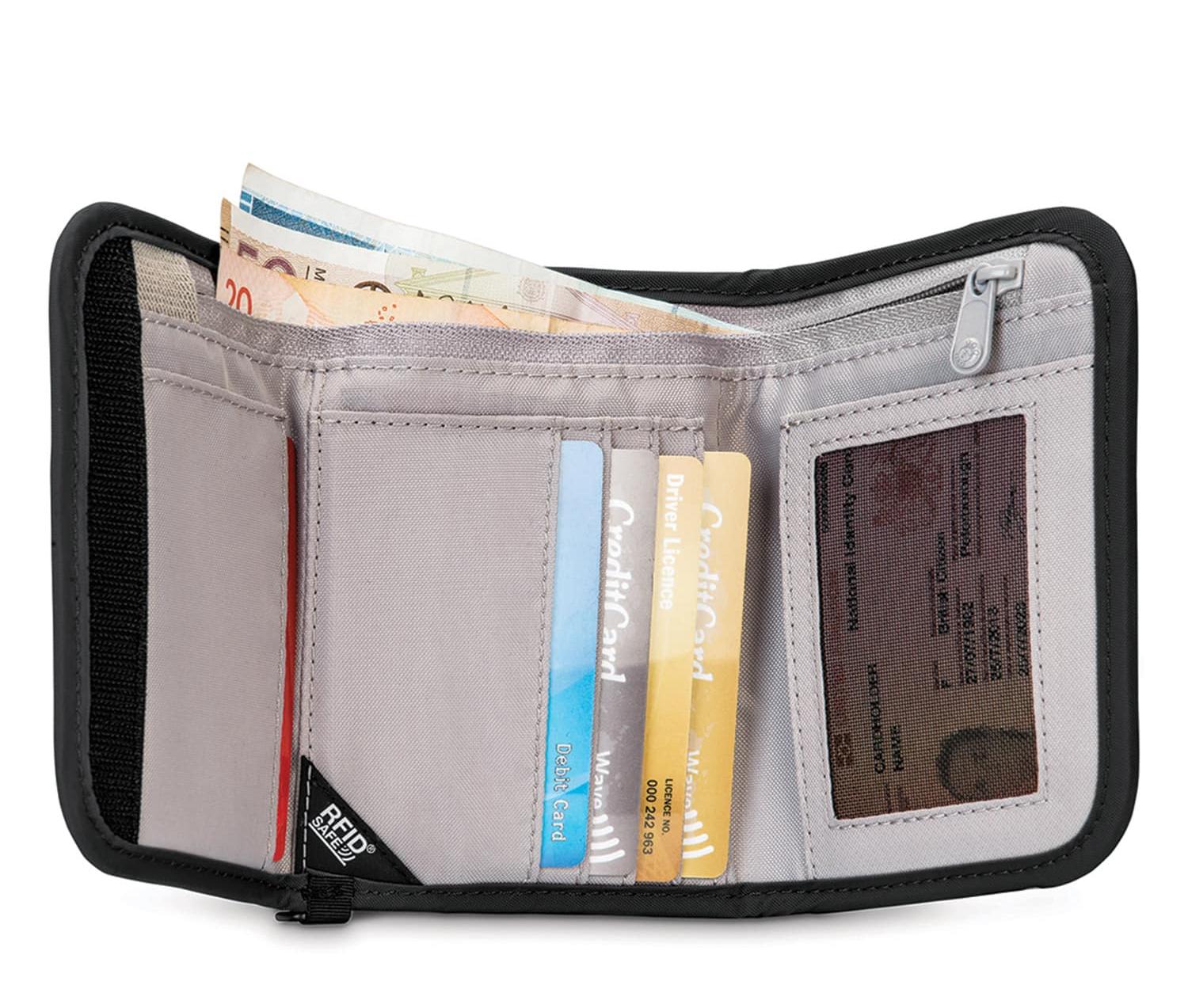 10558100 Кошелек 10558 V125 Anti-theft RFID Blocking Tri-fold Wallet PacSafe RFIDsafe  - Вид №1