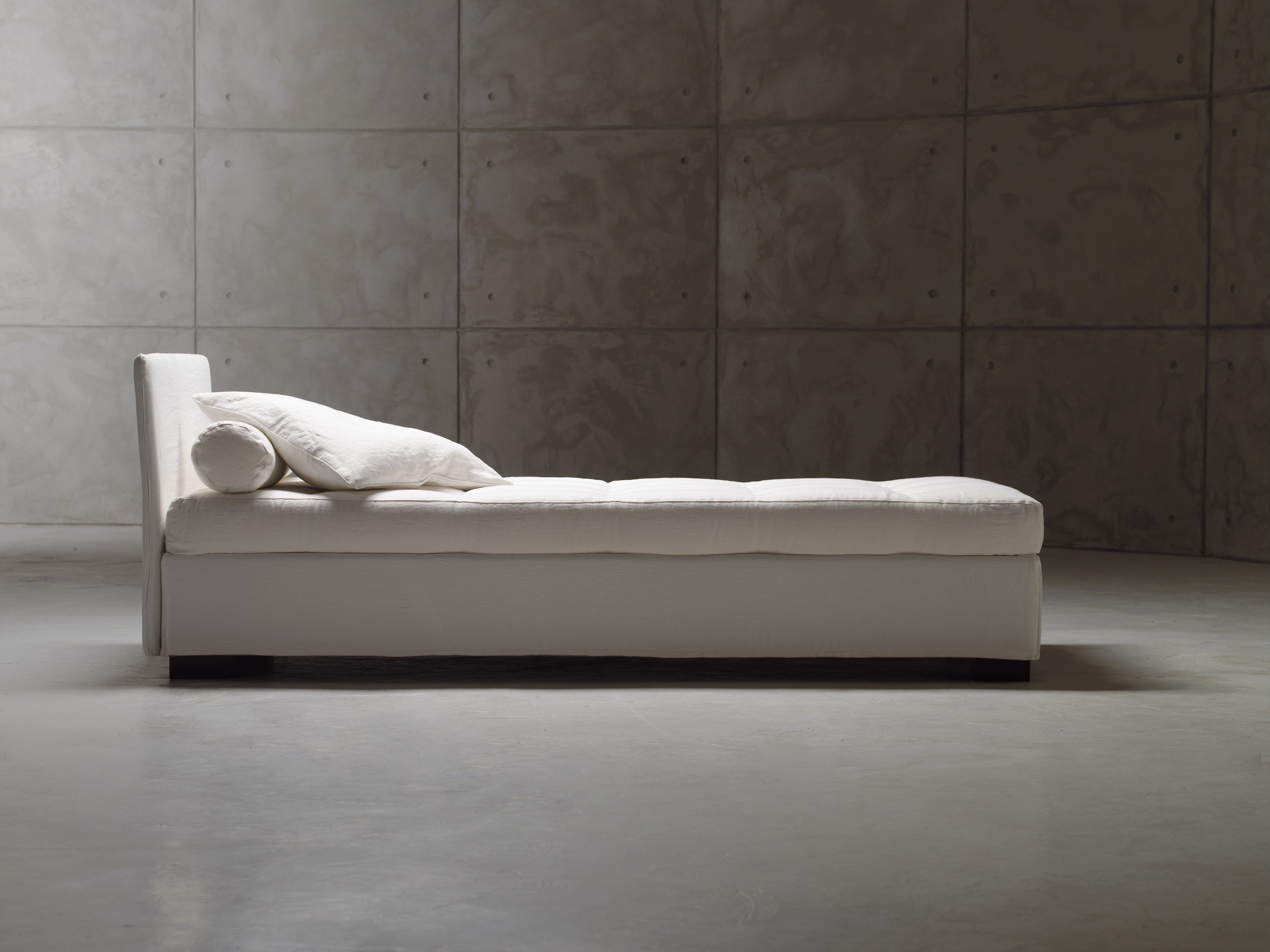 Одноместный диван-кровать из ткани Casamania & Horm Фиджи ARCH-00070581 - Вид №17