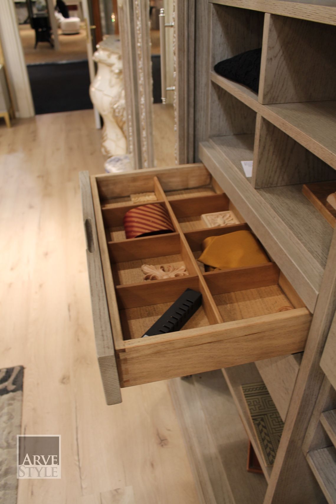 Деревянный настенный книжный шкаф с освещением Arvestyle Giulio ARCH-00117678 - Вид №16