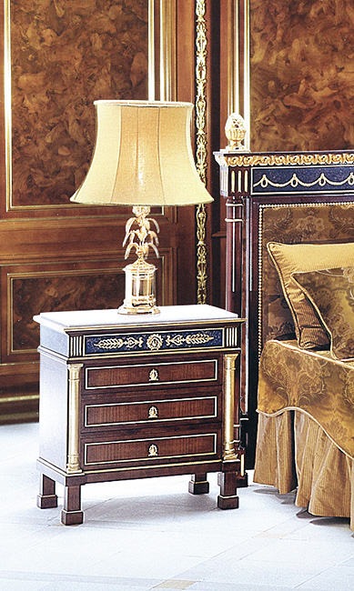 Тумбочка  COLOMBOSTILE 0081 CM CLASSICO