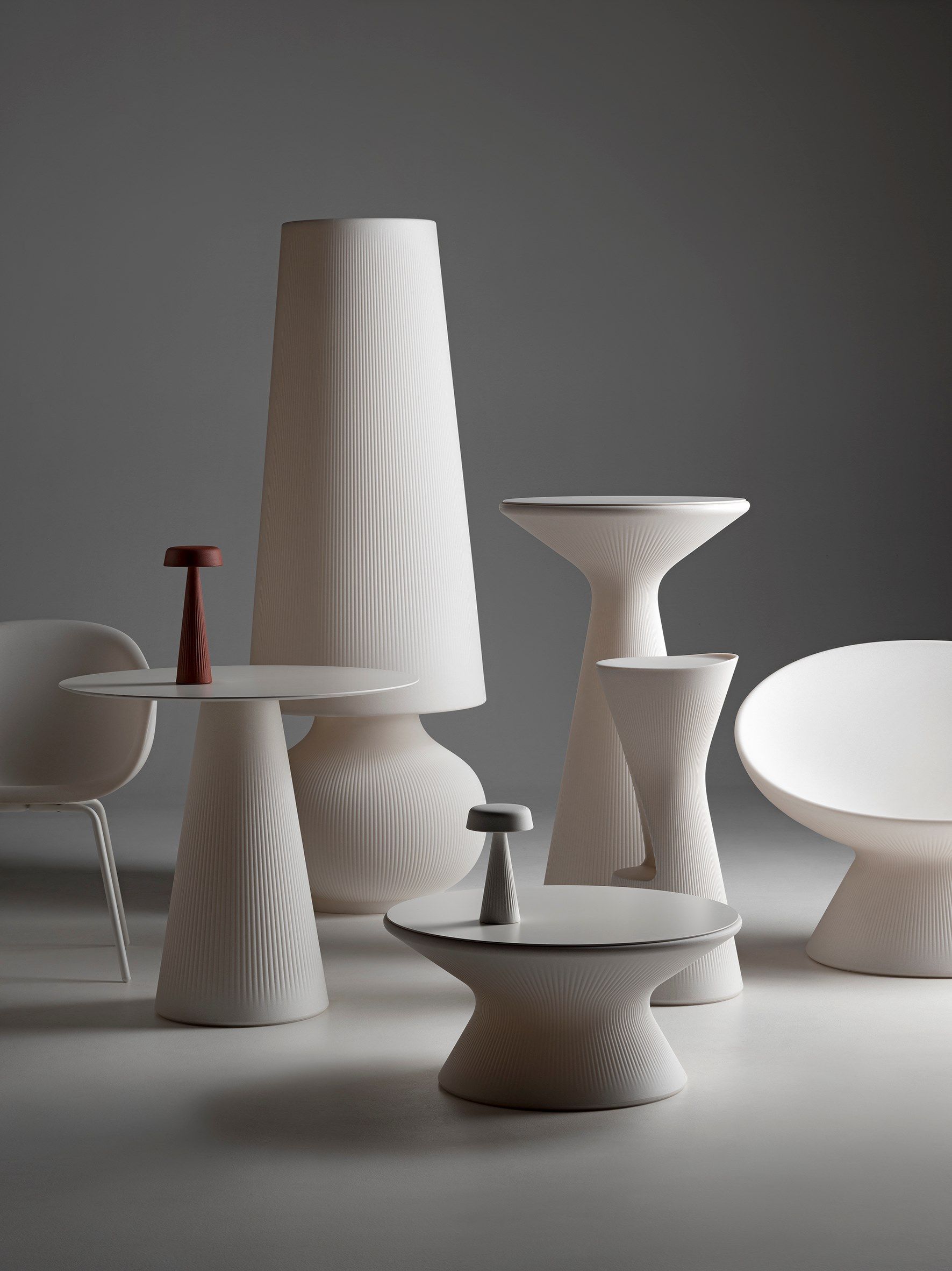 Полиэтиленовый садовый стул с подлокотниками PLUST Fade ARCH-00082663 - Вид №6