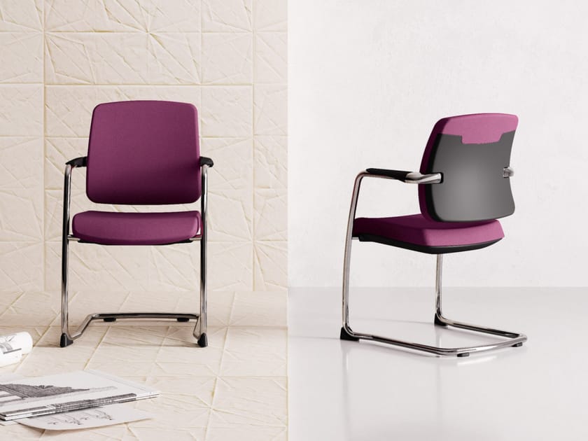 Тканевый консольный стул для конференций с подлокотниками Las Mobili Оскар ARCH-00110622