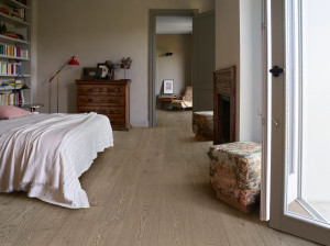 Пол из керамогранита с эффектом дерева для внутреннего и наружного применения