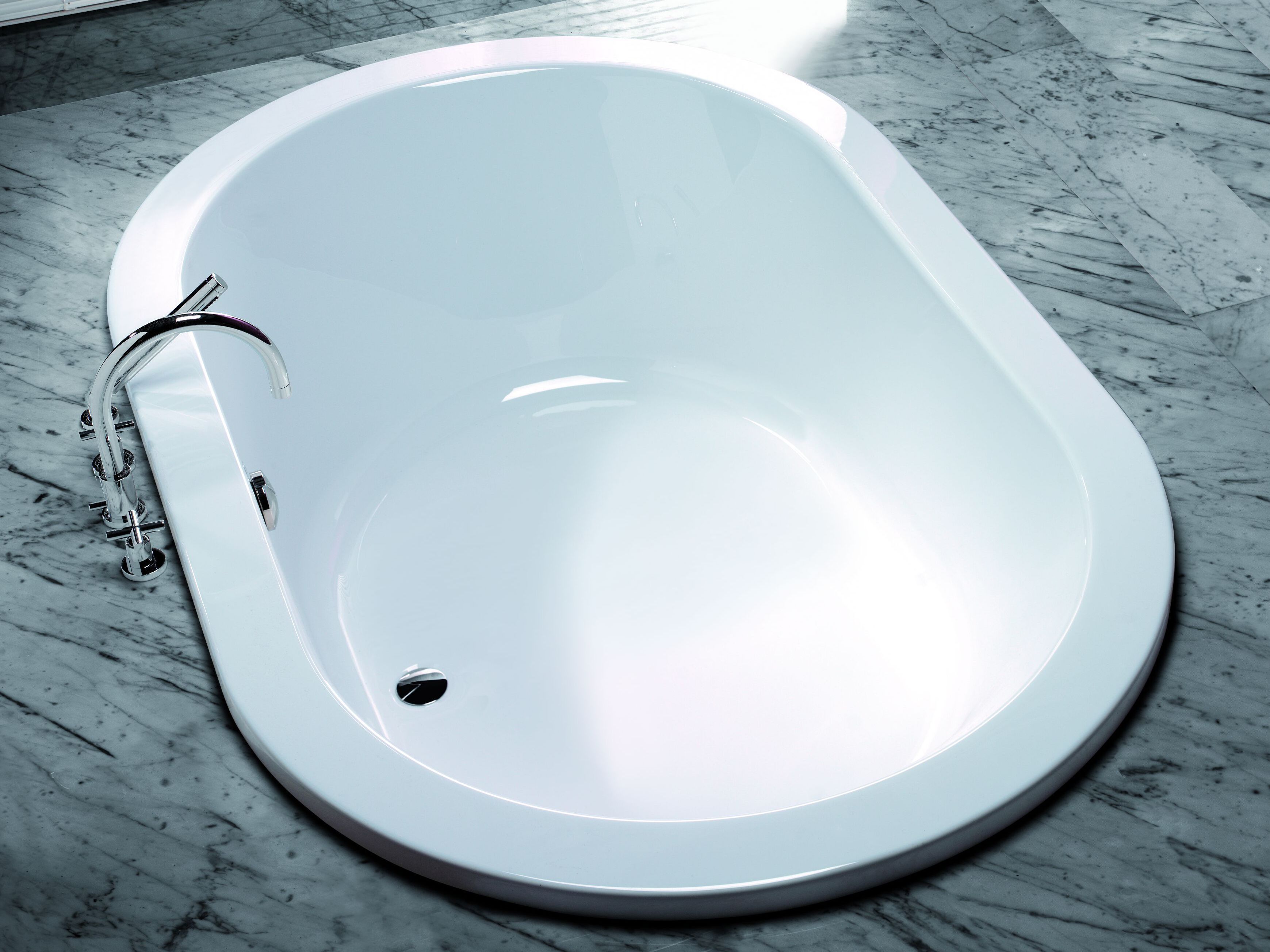 Утопленная акриловая овальная ванна HOESCH Scelta ARCH-00109087