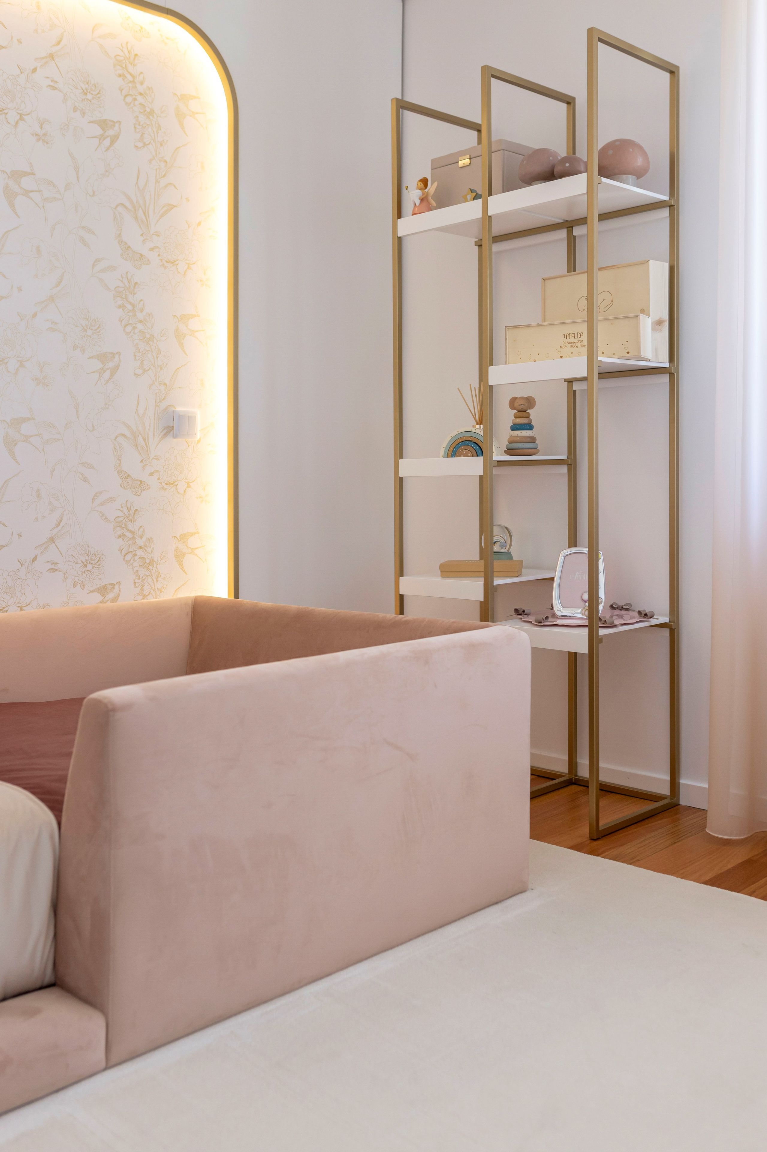 Железная двухсторонняя Книжная полка Stylish Club Slender ARCH-00029552 - Вид №4