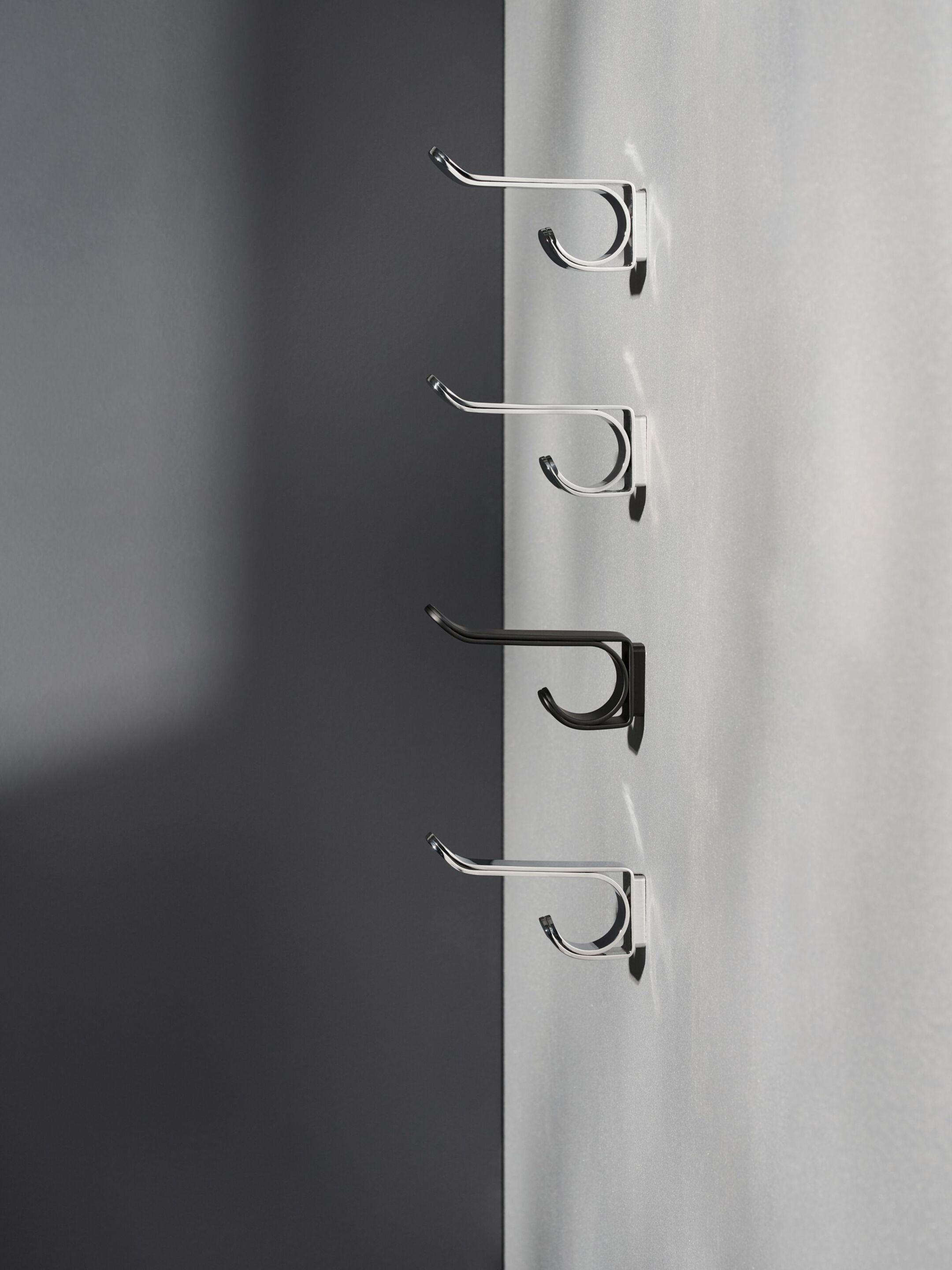 Металлическая вешалка для одежды Schonbuch AYLA ARCH-00085976 - Вид №2