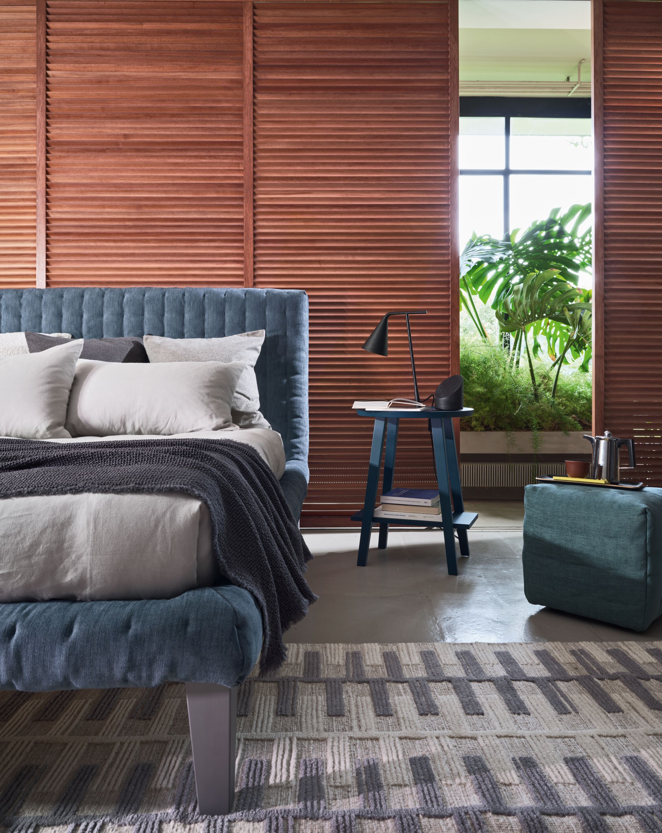 Съемная двуспальная кровать с капитонным изголовьем Gervasoni DOT ARCH-00068317 - Вид №2