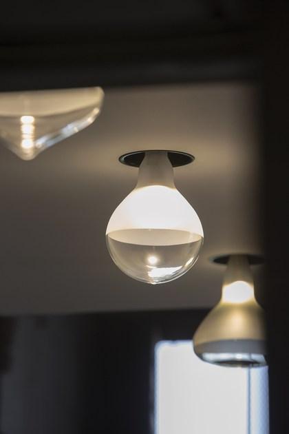 Karman Светодиодный потолочный светильник из сатинированного стекла Makeup sun-id-1486598 - Вид №7