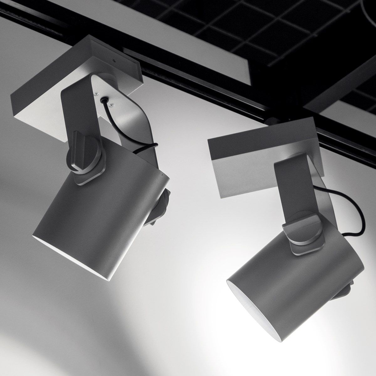 Регулируемый светодиодный прожектор для электрифицированного трека Martinelli Luce R11 ARCH-00058783 - Вид №2