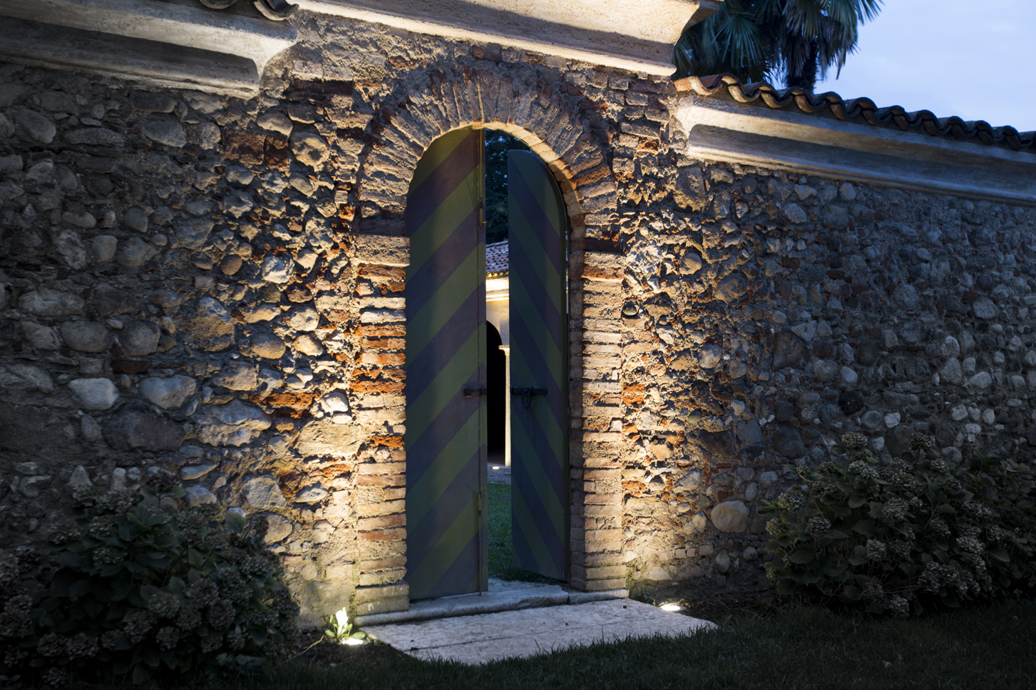 8301103 Встраиваемый в пешеходный пол Platek MICRO  MICRO - 4 LED RGBW 33° - Вид №7