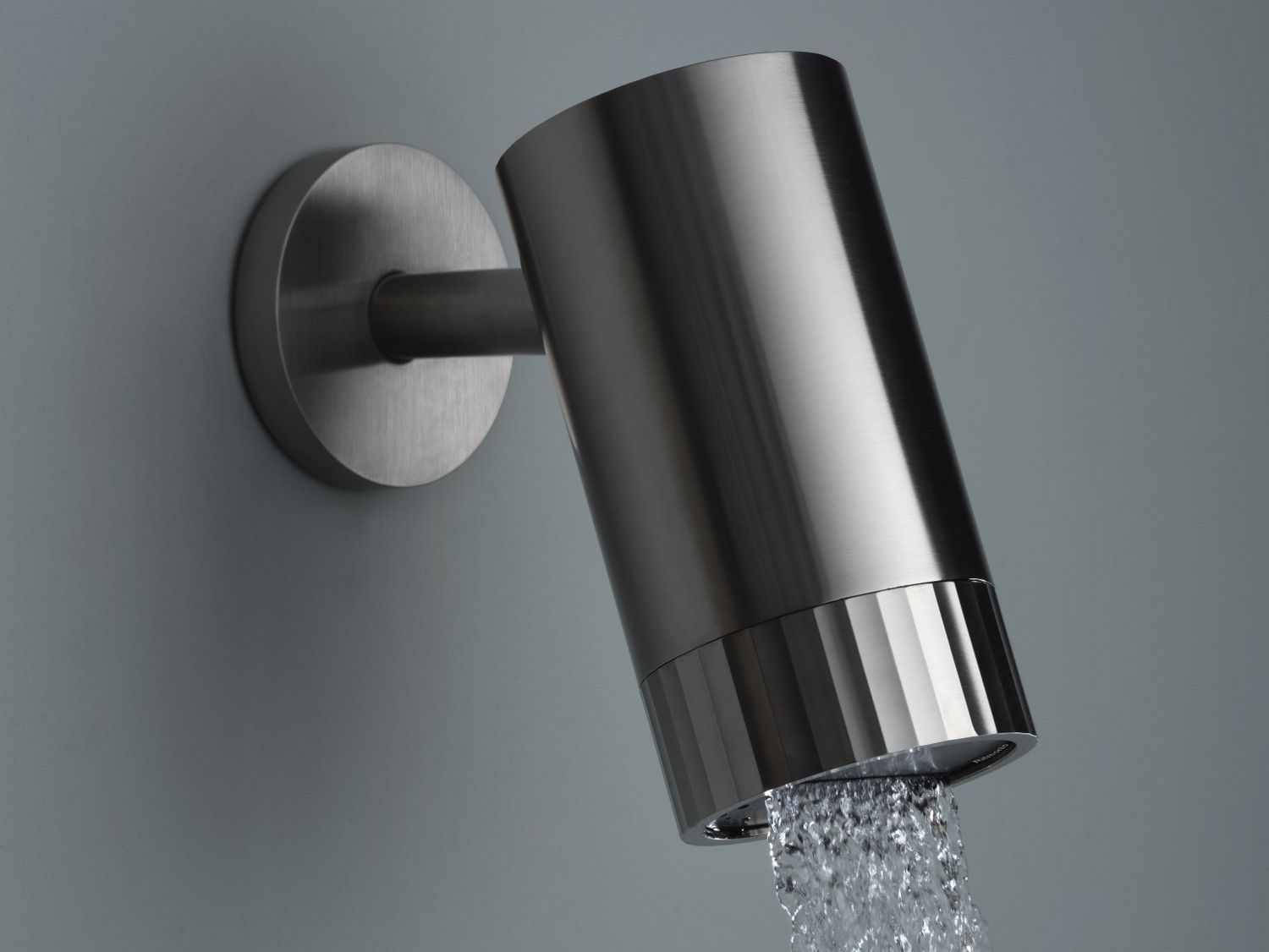 Латунная круглая регулируемая душевая головка с рычагом Ritmonio Diametro35 Wellness Footprinti ARCH-00115931