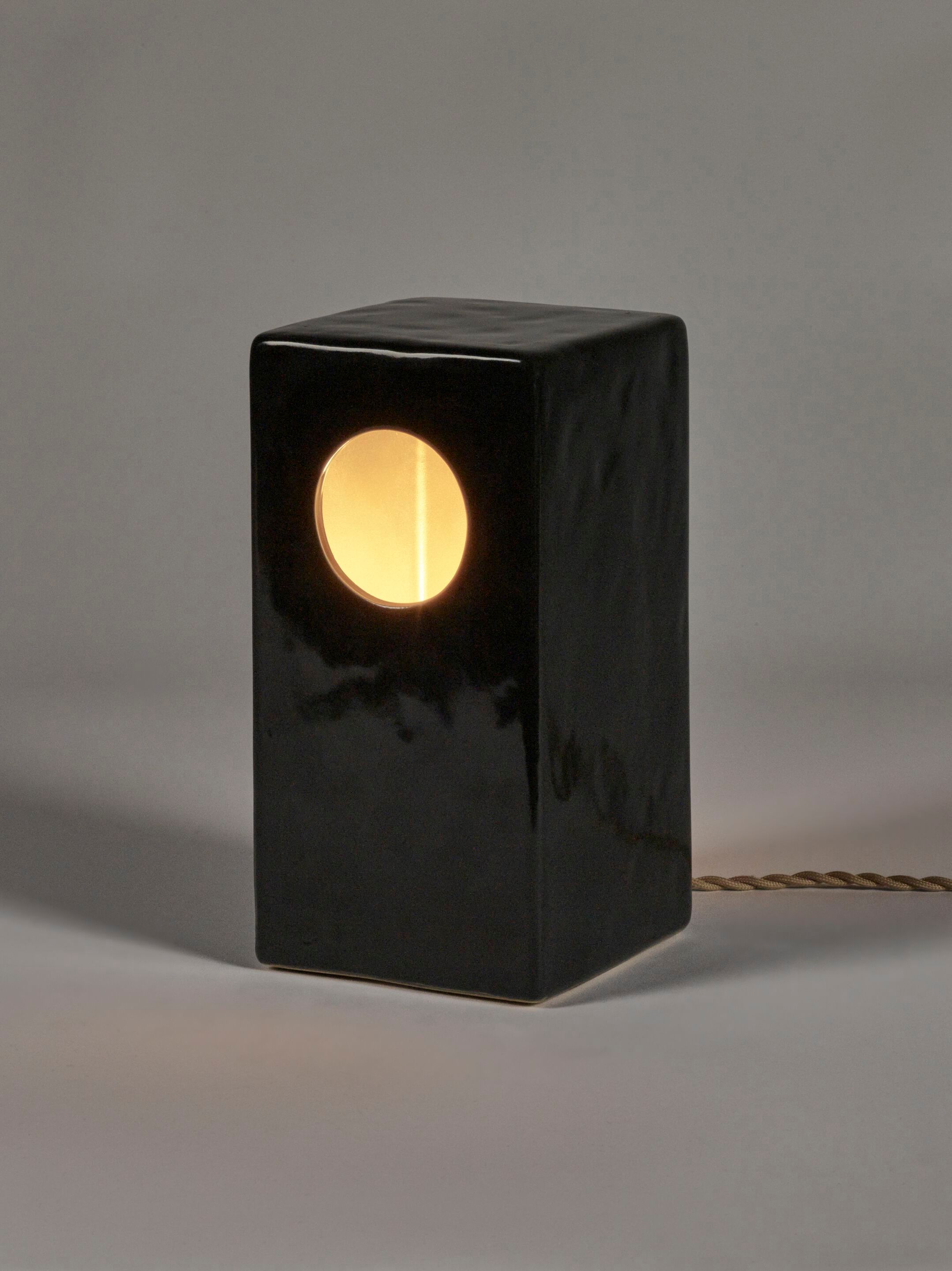 Керамическая светодиодная настольная лампа Serax Terres de rêves ARCH-00107598 - Вид №4