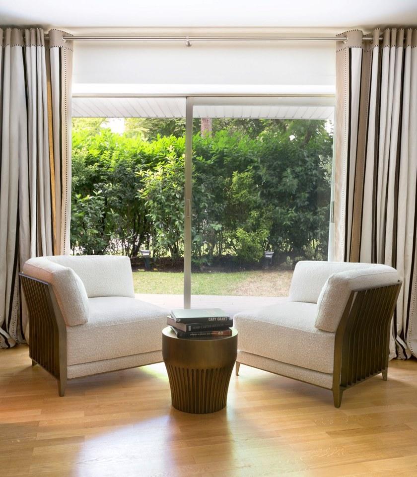 HUGUES CHEVALIER Угловое кресло из ткани Saint-germain sun-id-1478662 - Вид №1