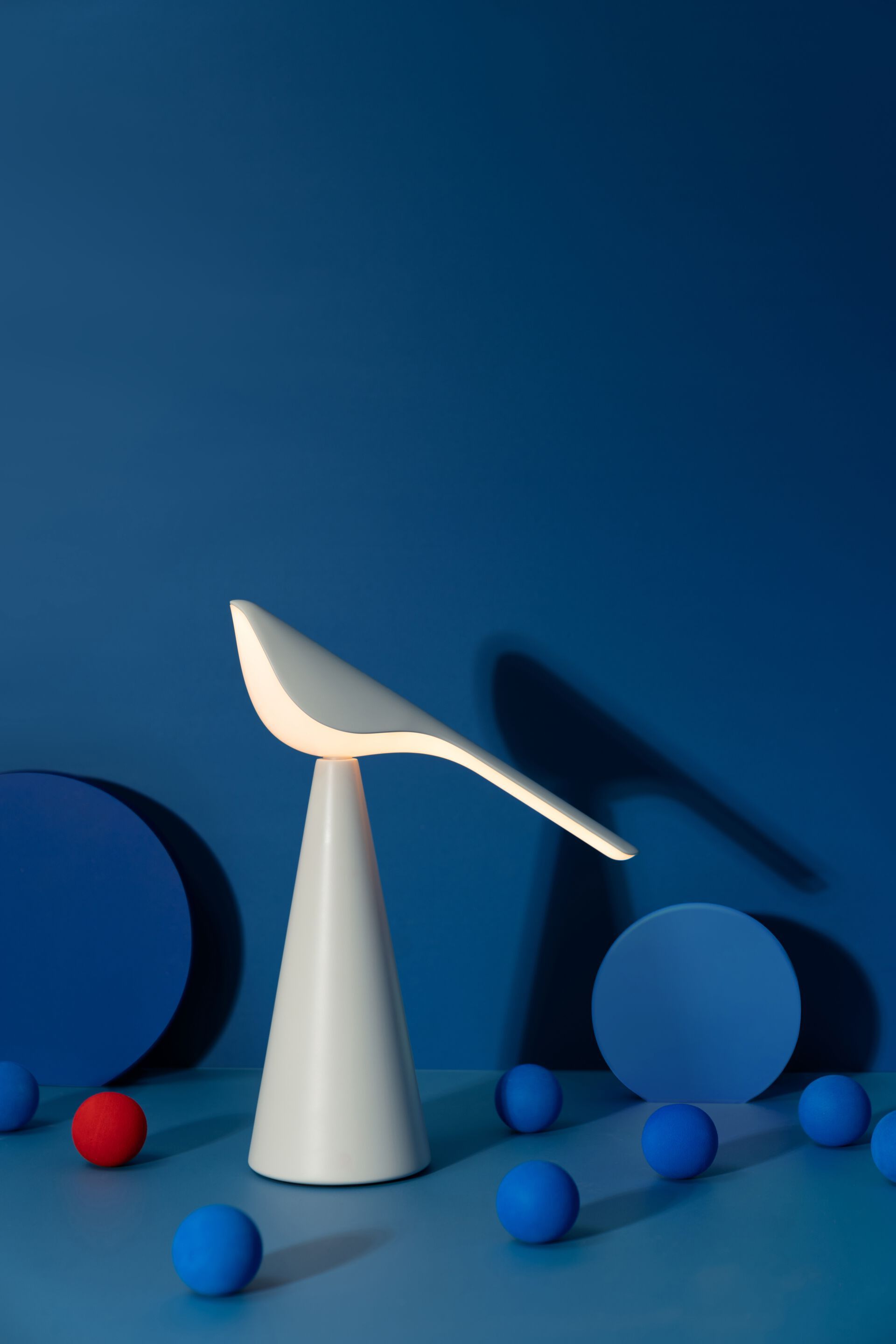 Алюминиевая светодиодная настольная лампа Established&Sons TIKI ARCH-00145932 - Вид №69