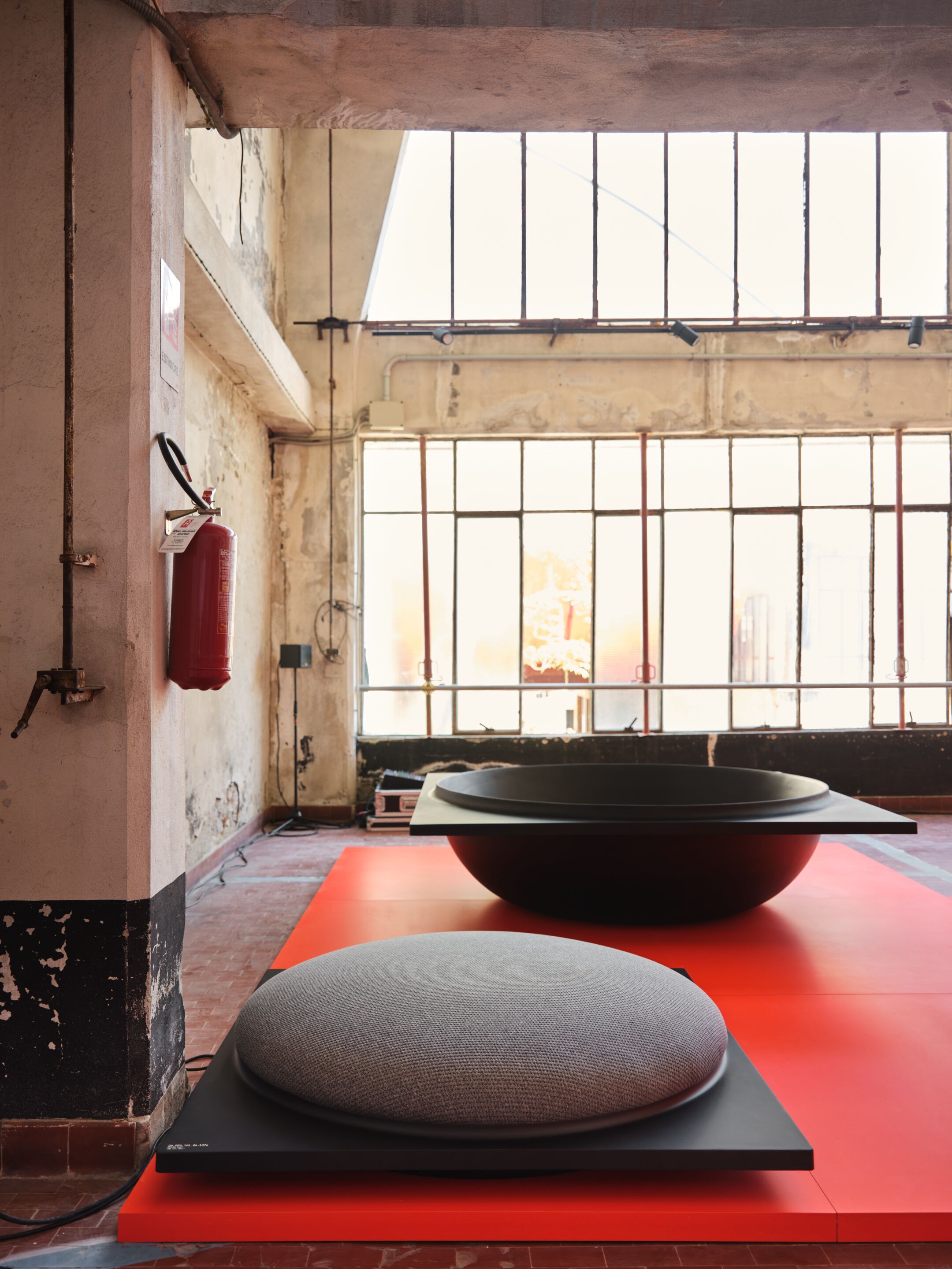 Бетонный квадратный пуф PULKRA купол ARCH-00069173 - Вид №5