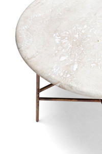 Мраморный круглый садовый столик