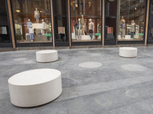 Бетонное наружное сиденье