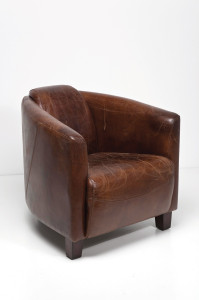 Клубное кресло из коровьей кожи