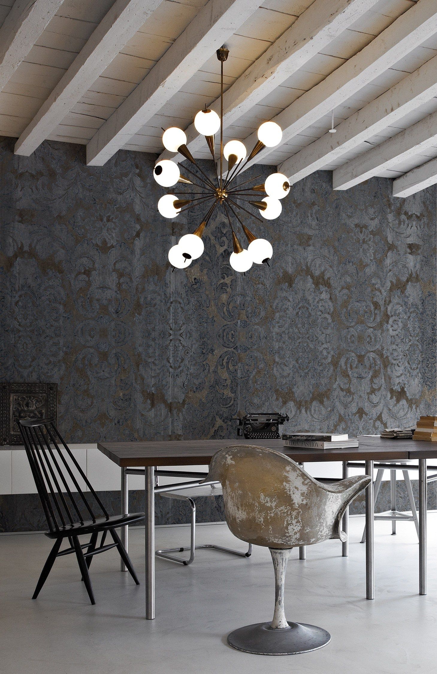 Дамасские панорамные обои с бетонным эффектом Inkiostro Bianco DAMASKED CONCRETE ARCH-00092550 - Вид №1