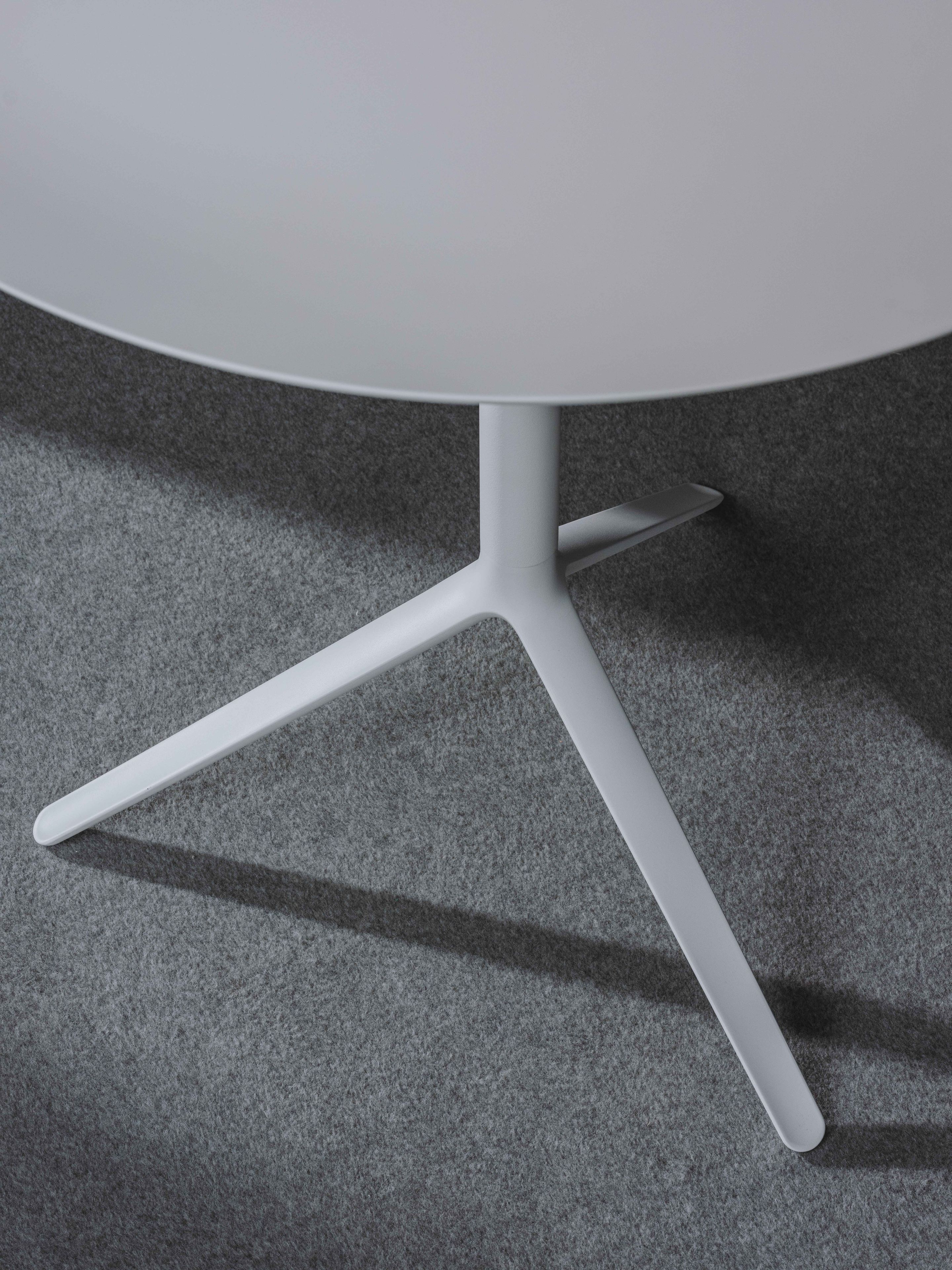 Алюминиевая регулируемая высота журнальный столик Andreu World Triada ARCH-00131715 - Вид №3